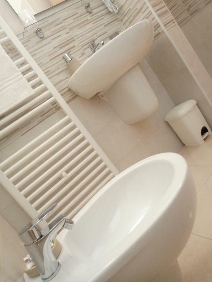Officina Urban Sleep Bed & Breakfast San Benedetto del Tronto Exterior photo